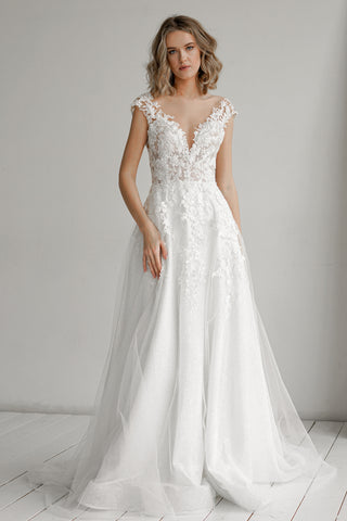 Plus Size Lace Wedding Dress Enn - Olivia Bottega